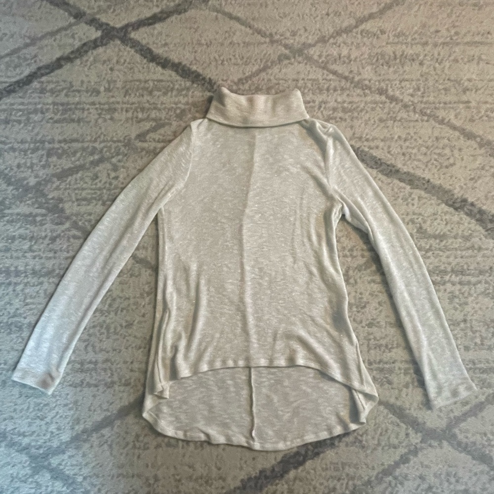 White House Black Market White-ish/Cream High Low Turtleneck Sweater